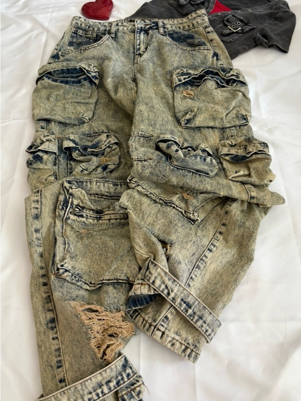 Fashion Nova 29W Y2K Acid Wash Cargo Jeans with tan tone Multiple Pockets Baggy
